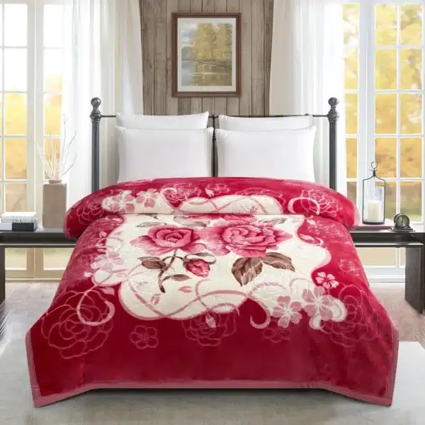 La Rosa 6KG Double PLY Blanket | Floral Pattern | Reversible rose design soft blanket perfect for elegant British bedrooms