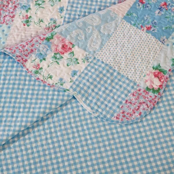 Luxury Floral Quilted Patchwork Embroidered Bedspread Comforter with Pillow Case