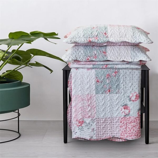 Luxury Floral Quilted Patchwork Embroidered Bedspread Comforter with Pillow Case