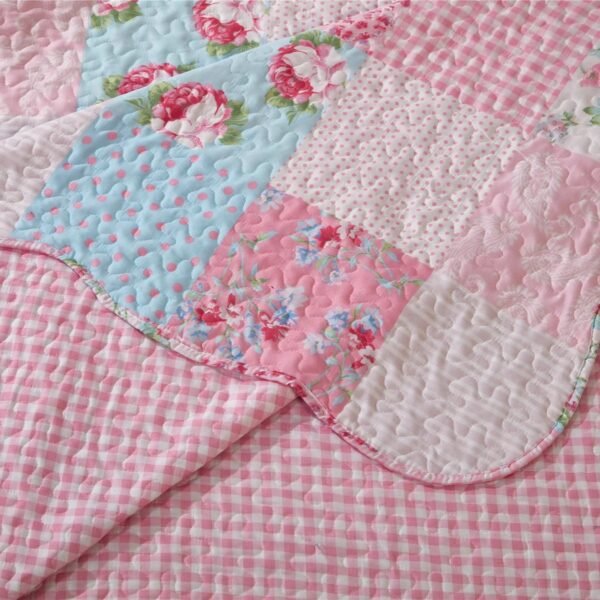 Luxury Floral Quilted Patchwork Embroidered Bedspread Comforter with Pillow Case