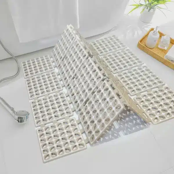 Beige Non Slip Square Bath Mat 60x60cm Strong Suction Anti-Mold Folded — Rugstars UK