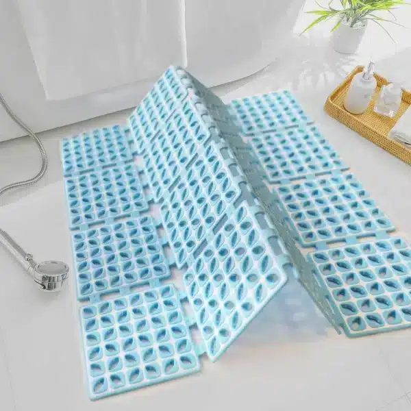 Blue Non Slip Square Bath Mat 60x60cm Strong Suction Anti-Mold Folded — Rugstars UK