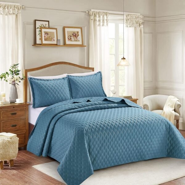 Blue 3 Piece Inspiration Quilted Bedspread Set UK Luxury Quilted Comforter Pillow Shams Rugstars UK