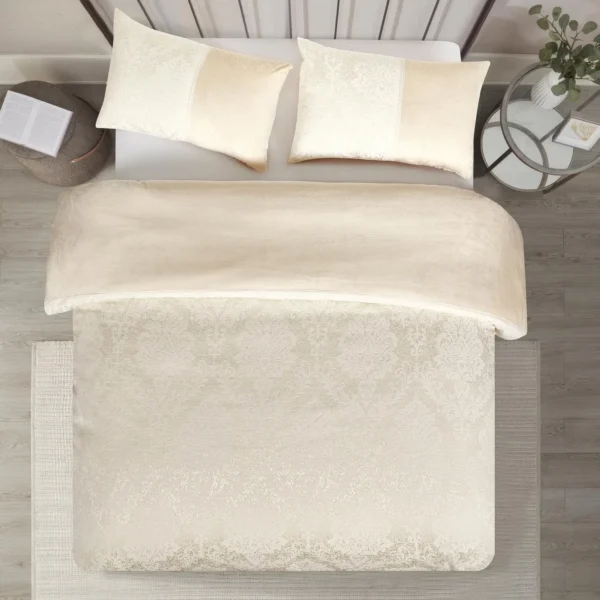 Charm Velvet Jacquard Duvet Cover Set UK Soft Microfibre Reverse Side Luxury Bedding Rugstars UK