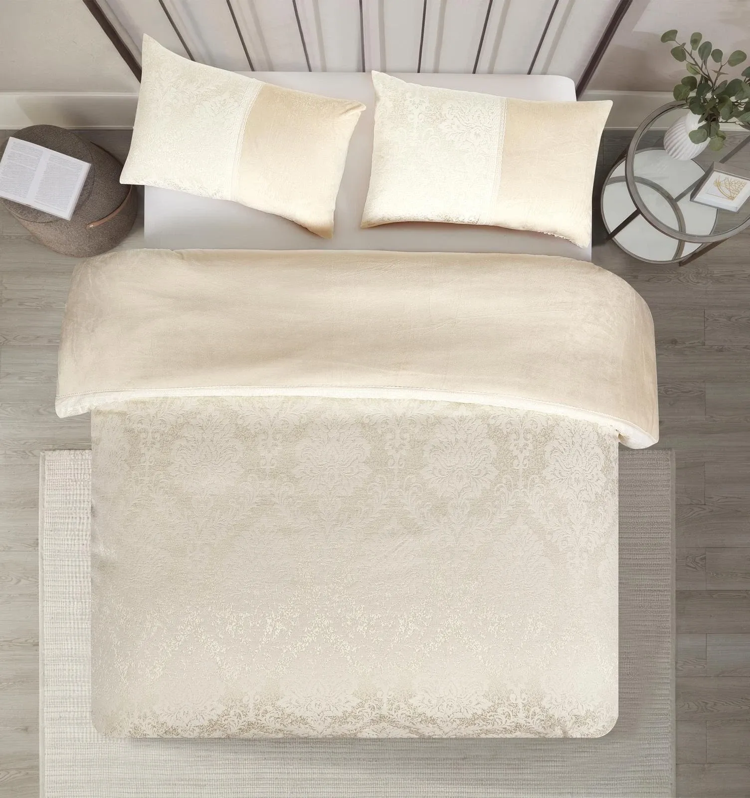 Charm Velvet Jacquard Duvet Cover Set UK Soft Microfibre Reverse Side Luxury Bedding Rugstars UK