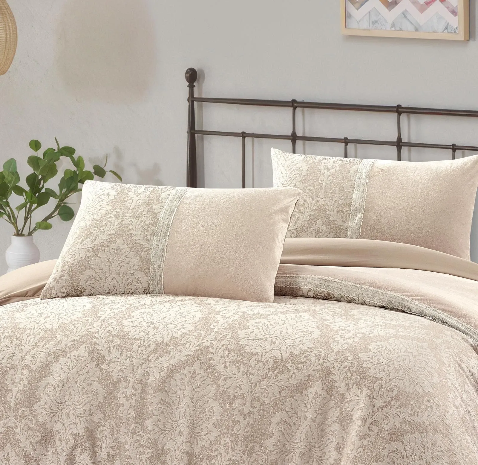 Charm Velvet Jacquard Lace Trim Detail Luxury Duvet Cover Set Mink Rugstars UK