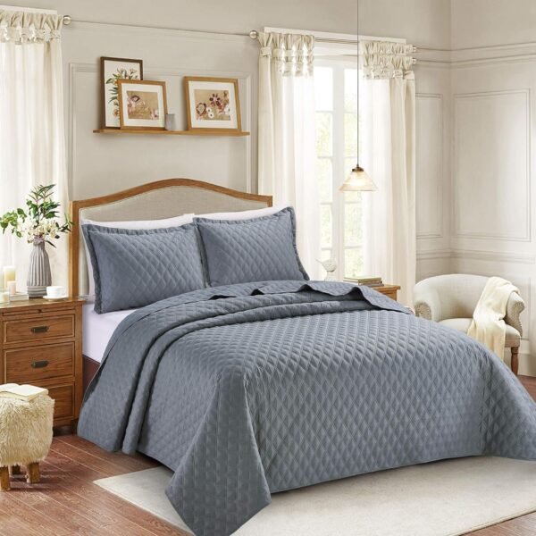 Grey 3 Piece Inspiration Quilted Bedspread Set UK Soft Luxury Quilted Bedding Rugstars UK