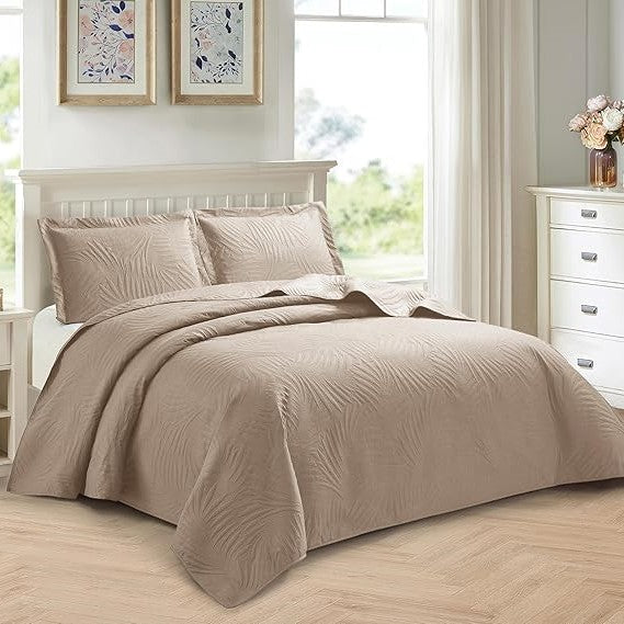 Tropical Leaf Quilted Bedspread Set - Image 10