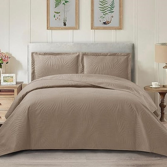 Tropical Leaf Quilted Bedspread Set - Image 11