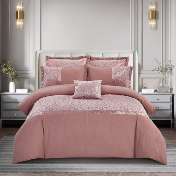 Pink Infinity jacquard duvet cover with soft damask velvet finish