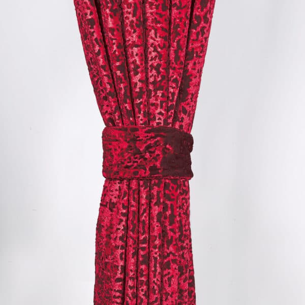 Burgundy plush velvet ring top curtain pair Rugstars UK