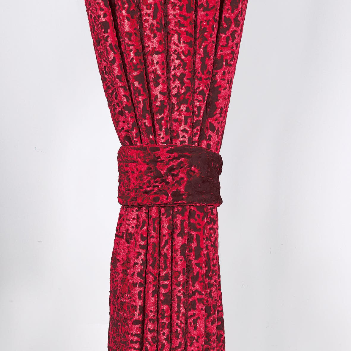 Burgundy plush velvet ring top curtain pair Rugstars UK