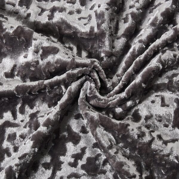 Silver room darkening plush velvet curtains Rugstars UK
