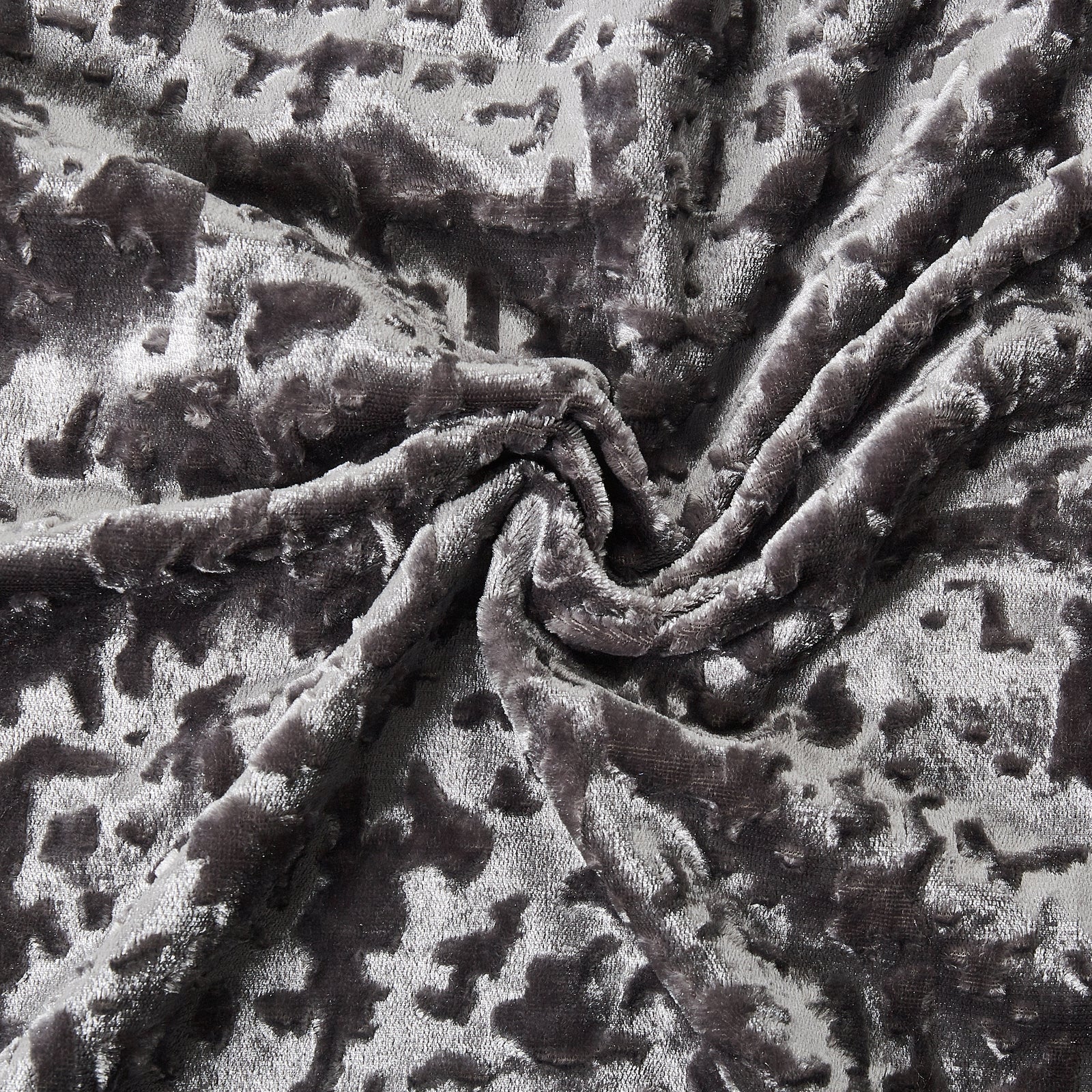 Silver room darkening plush velvet curtains Rugstars UK
