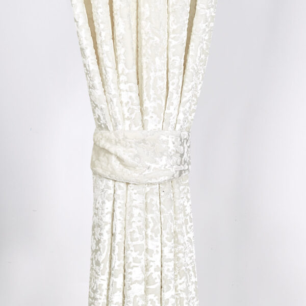 White plush velvet ring top curtain pair Rugstars UK