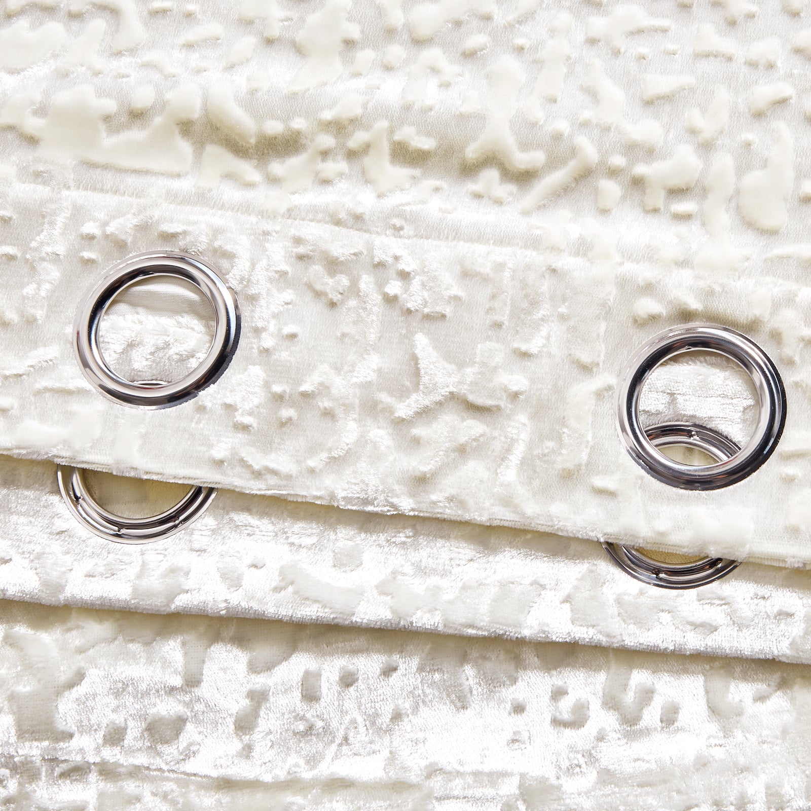 White plush polyester eyelet curtains Rugstars UK