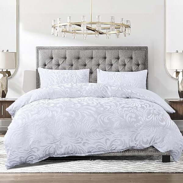 White pressed velvet teddy fleece duvet set for cosy bedroom styling