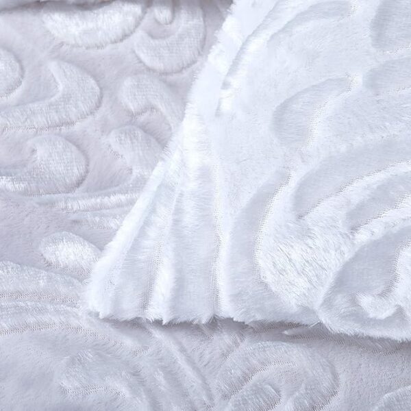 White teddy fleece duvet cover close-up showing warm plush bedding fabric