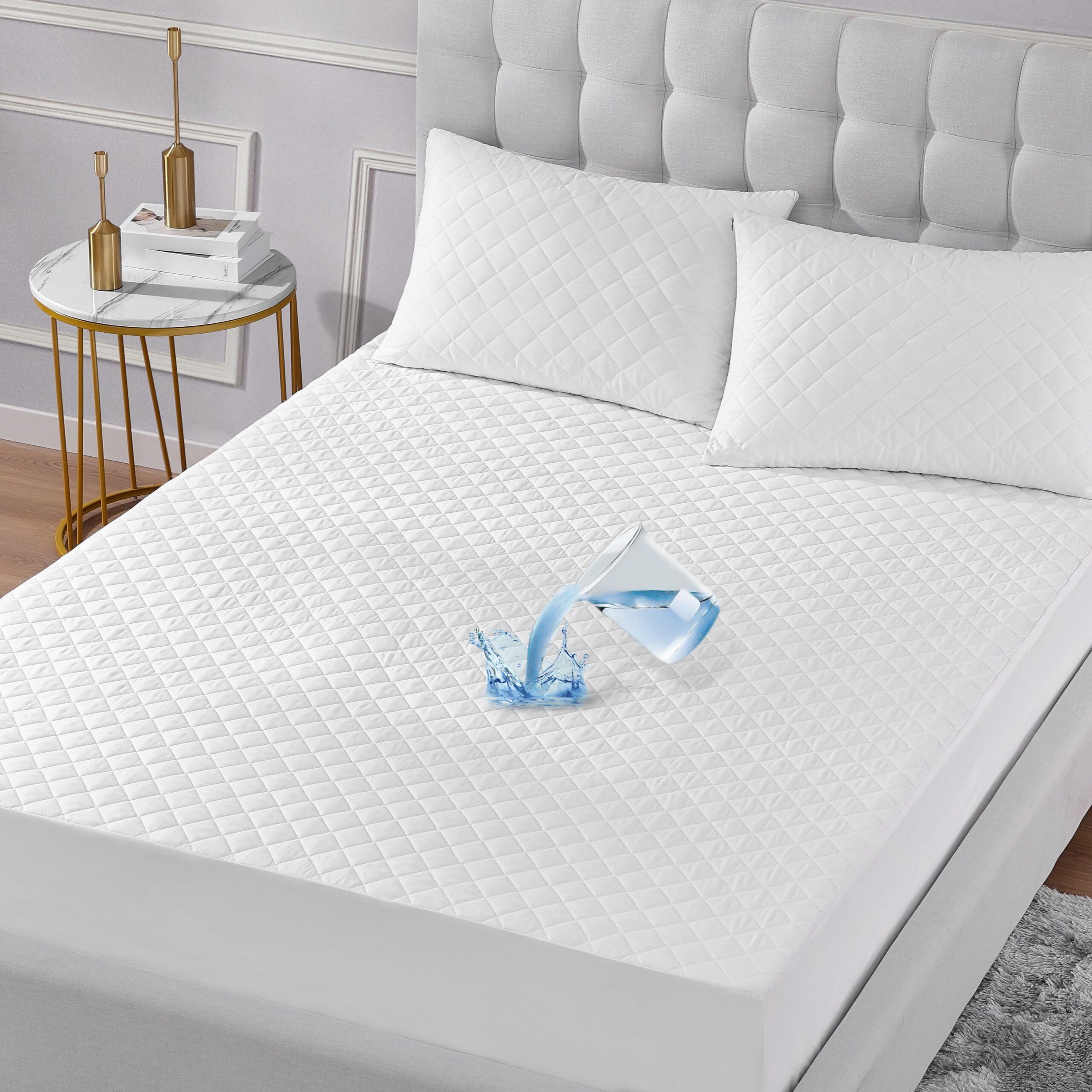 Extra deep waterproof mattress protector with quilted surface and 35 cm fitted stretch skirt