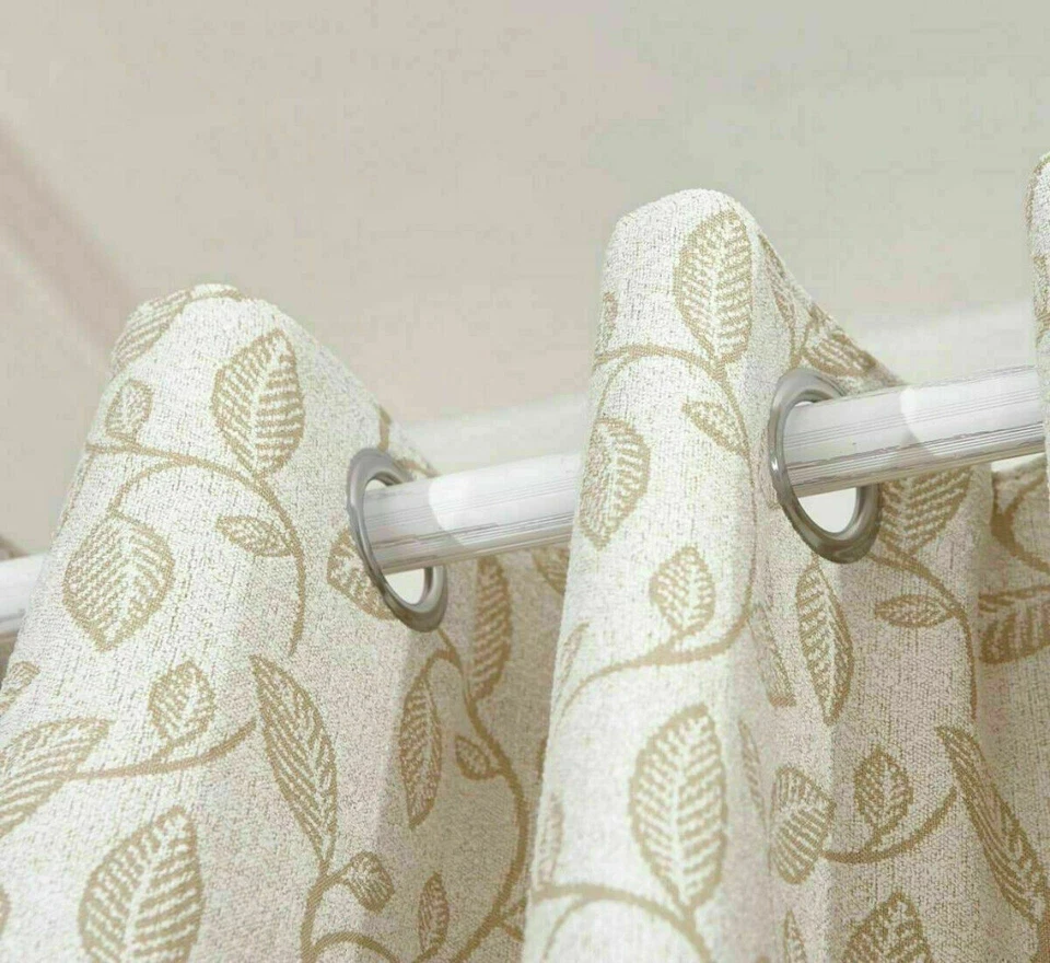 Miami Jacquard Pencil Pleat Curtains - Image 4
