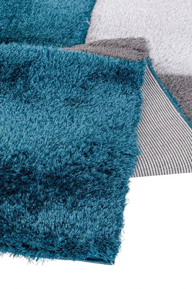 Emerald Zonic Patchwork Shaggy Rug detail view 3 Rugstars UK