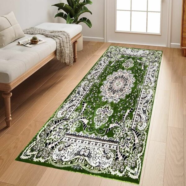 Green Rada Traditional Runner Rug detail view 1 Rugstars UK