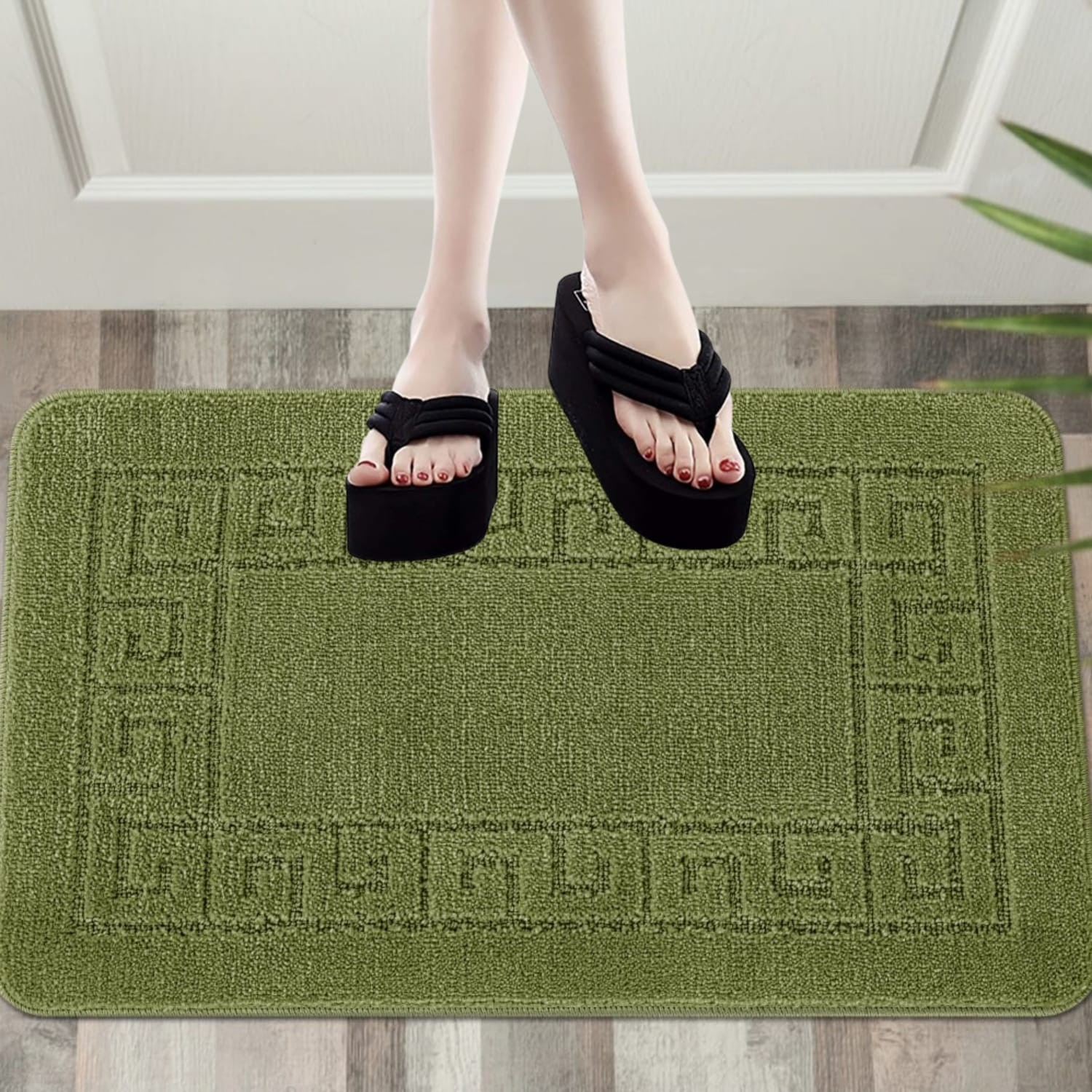 Plain Green Mat door mat option for the Crystal Traditional Medallion Rug Rugstars UK