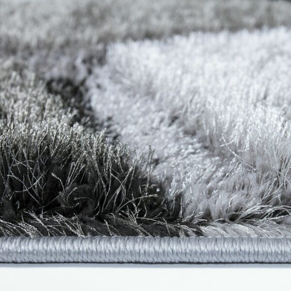Silver Grey Pona Pebble Shaggy Rug detail view 2 Rugstars UK