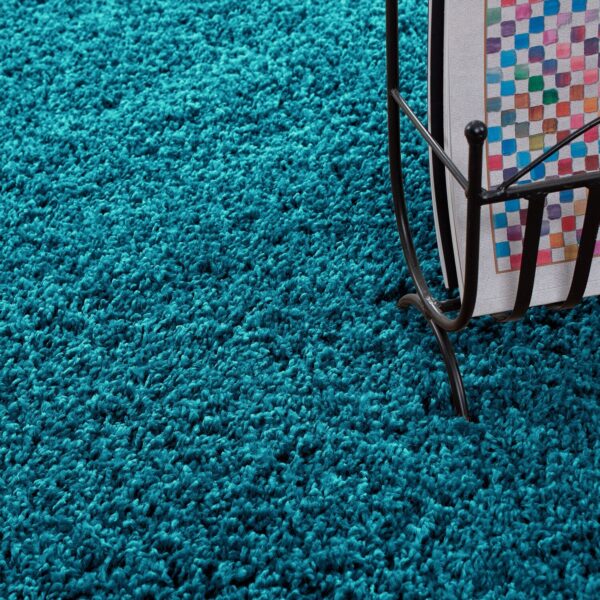 Teal Verona Thick Shaggy Rug close up of the pile Rugstars UK